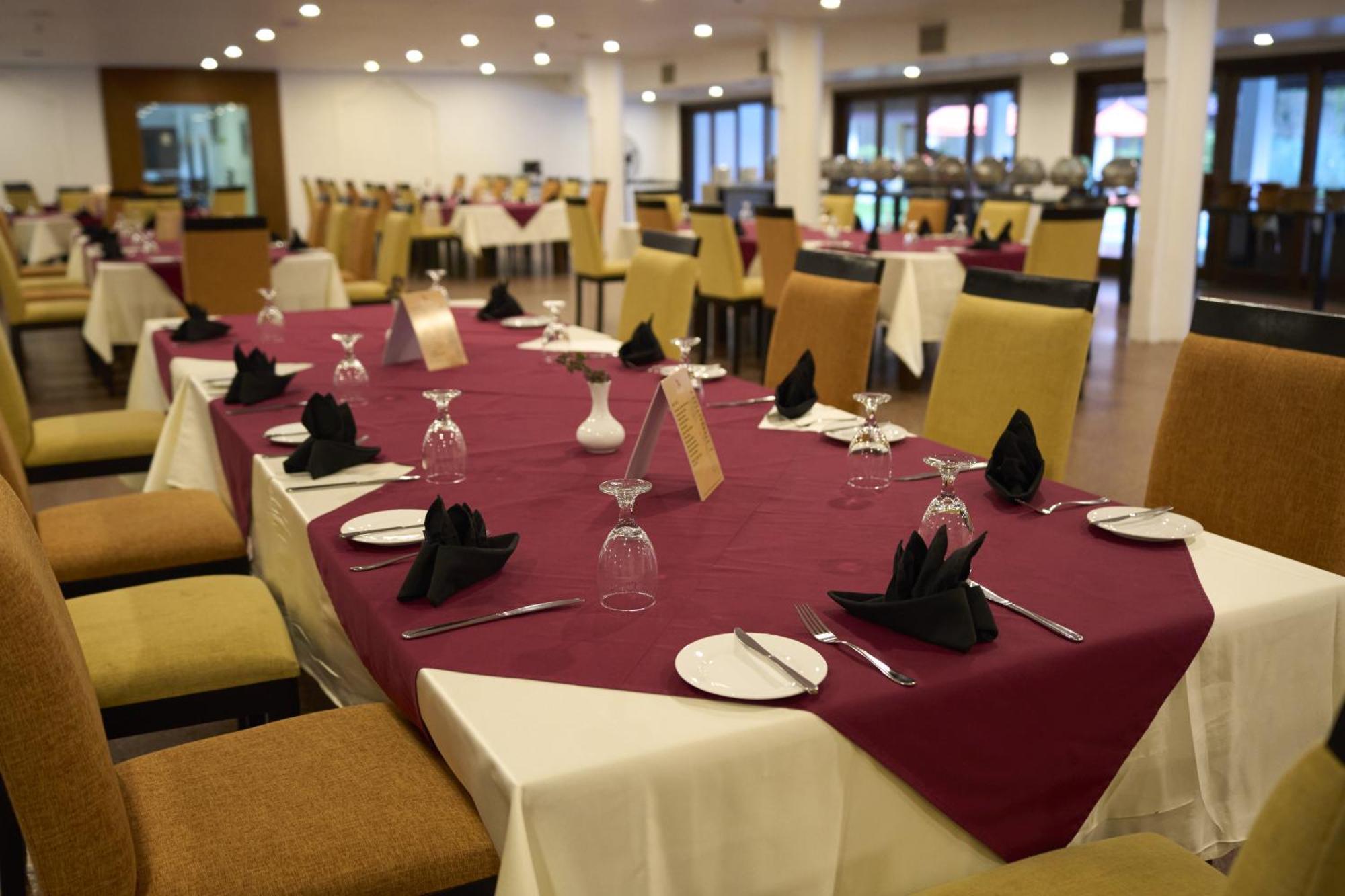 Rajarata Hotel 4*