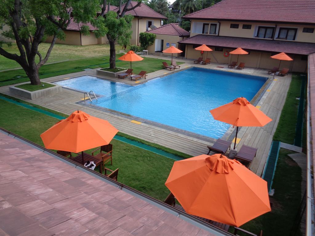 Rajarata Hotel 4*